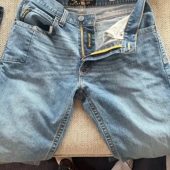 Ariat Rebar jeans 31x34 - Picture 5 of 5